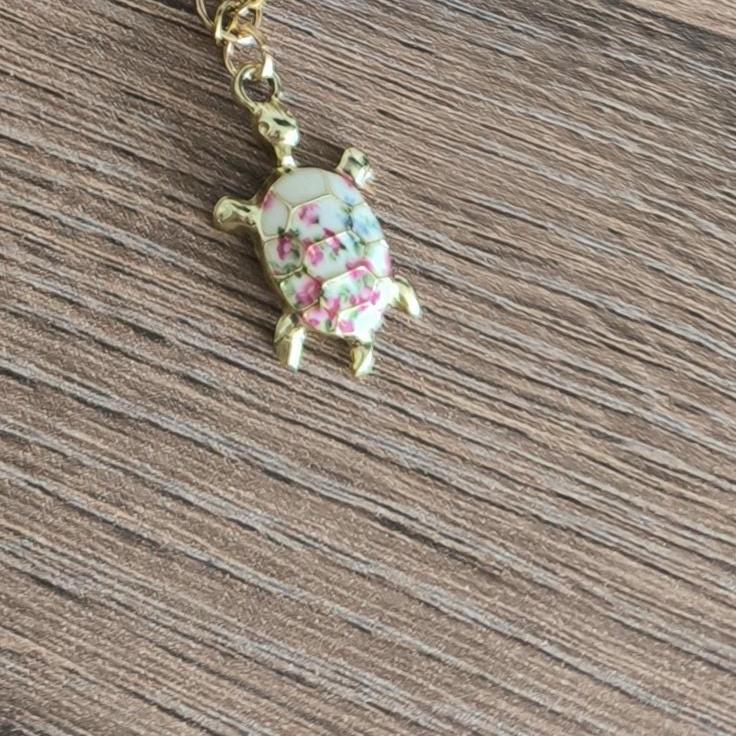 Schildkröten Halskette mit Perlen | Boho Perlenkette | Edelstahl vergoldet | Sommer Schmuck | Schildkröten Anhänger | Handmade| Geschenkidee