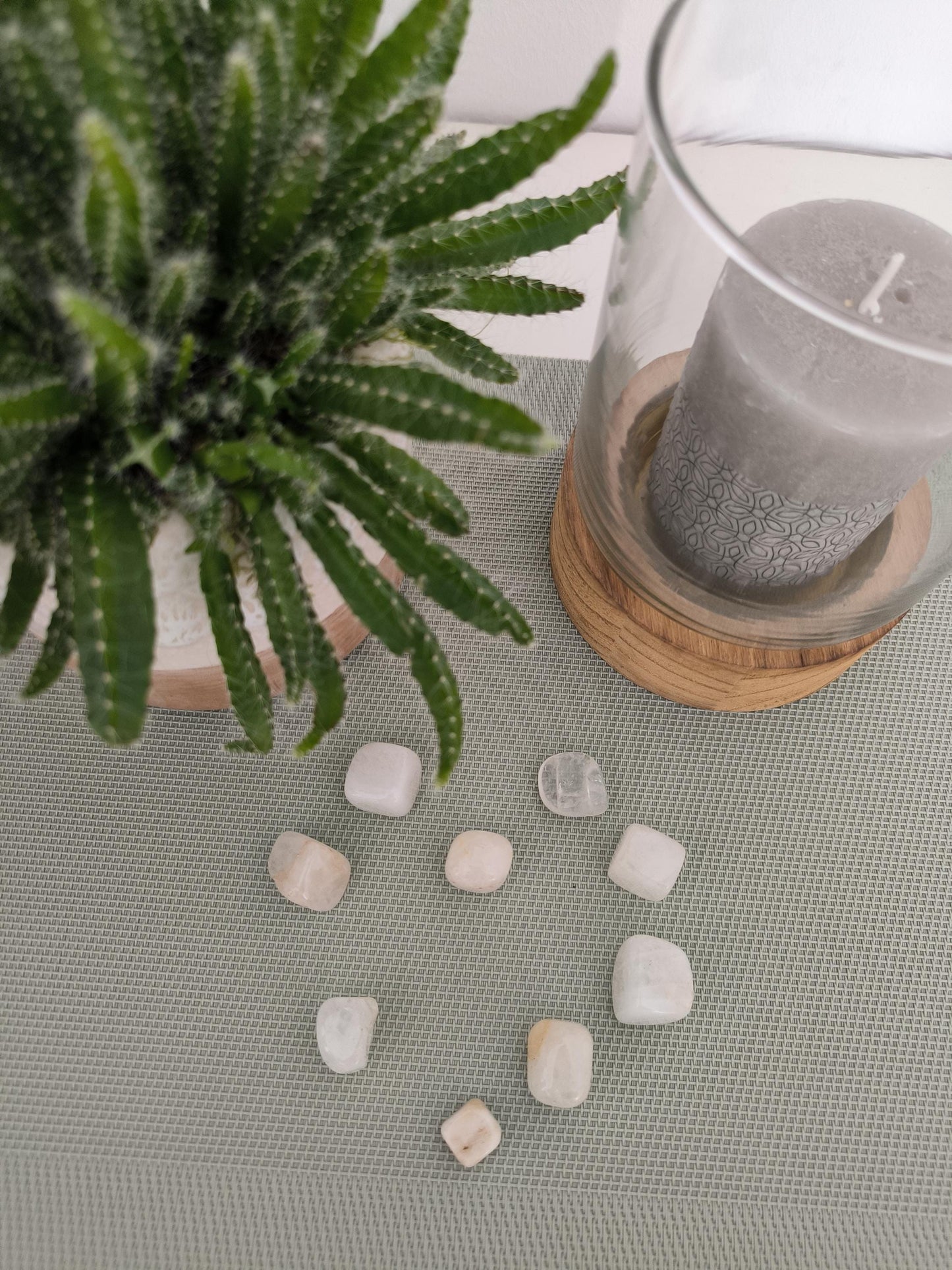 Rosenquarz Edelstein geschliffen – XS, S, M | Heilstein für Liebe & Herzöffnung | Dekosteine, Rohsteine, Schmuckstein | Trommelstein