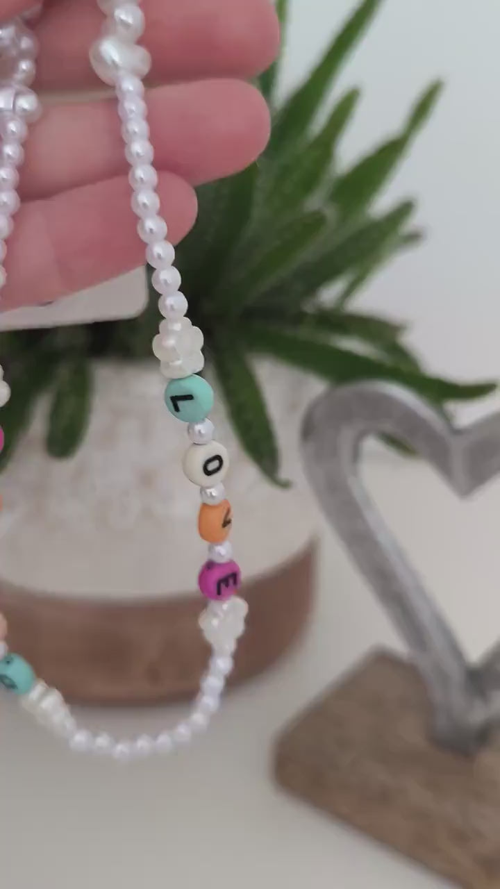 Handykette mit Perlen – Bunt & Sommerlich – Gummiband – Namen oder Wörter personalisierbar – Handy Accessoire – Handmade Geschenk Idee