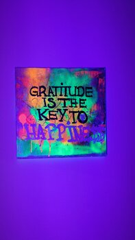 Gratitude is the key to Happine$$ - Tanya Silva - Acryl, Ölkreide auf Leinwand | SOLD OUT