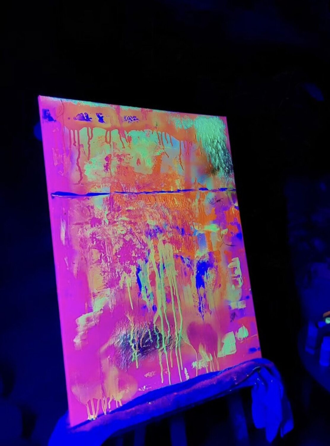 Light up my Room - Tanya Silva - Acryl, Farbspray auf Leinwand