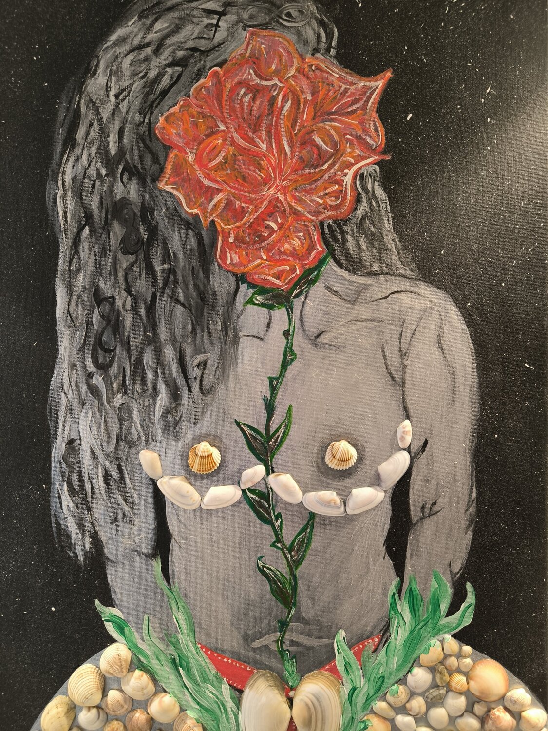 Woman in Universe - Trandafir - Tanya Silva - Acryl, Organisches Material auf Leinwand
