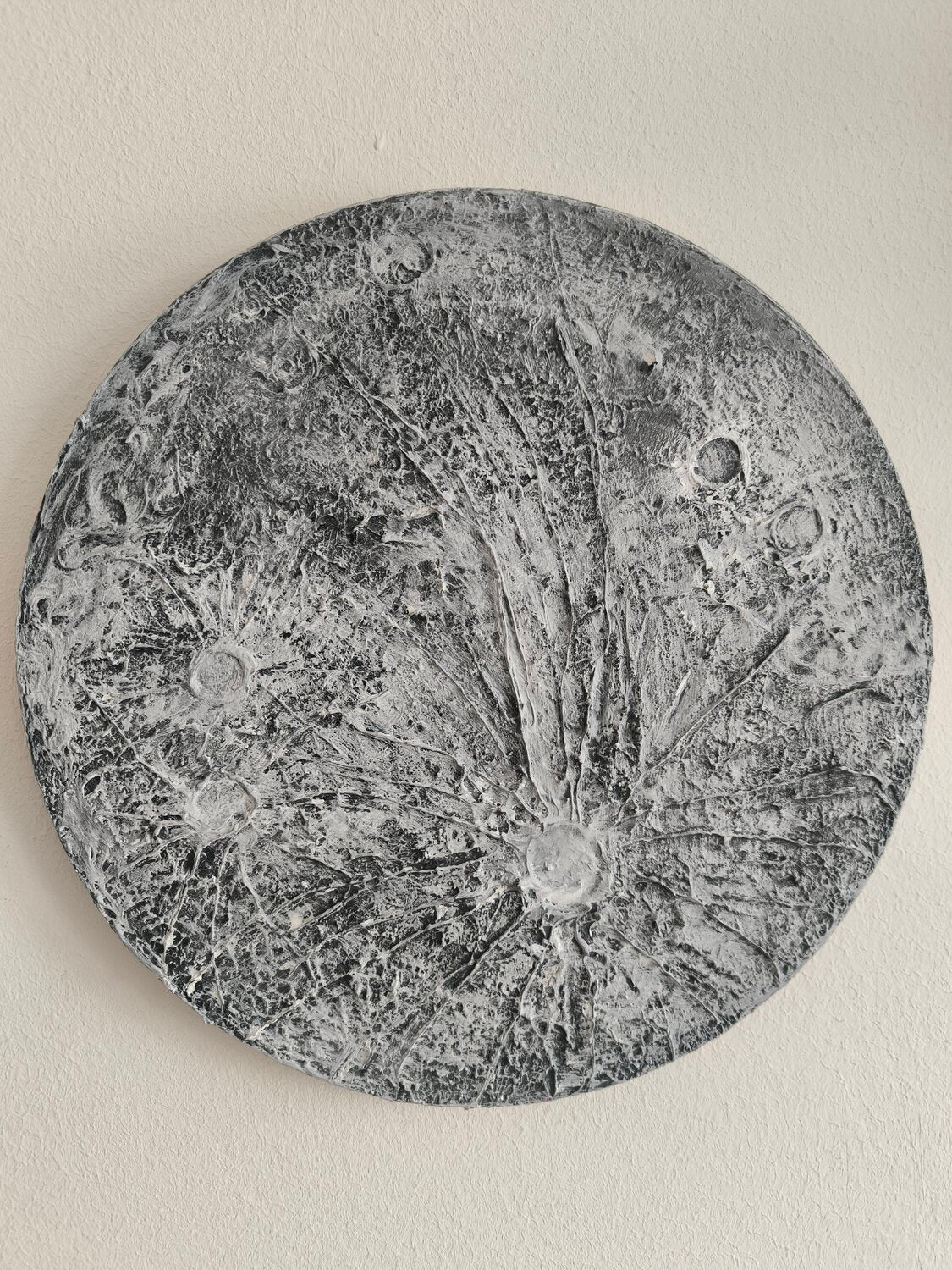 MOON - Tanya Silva - Acrylic, cement on canvas
