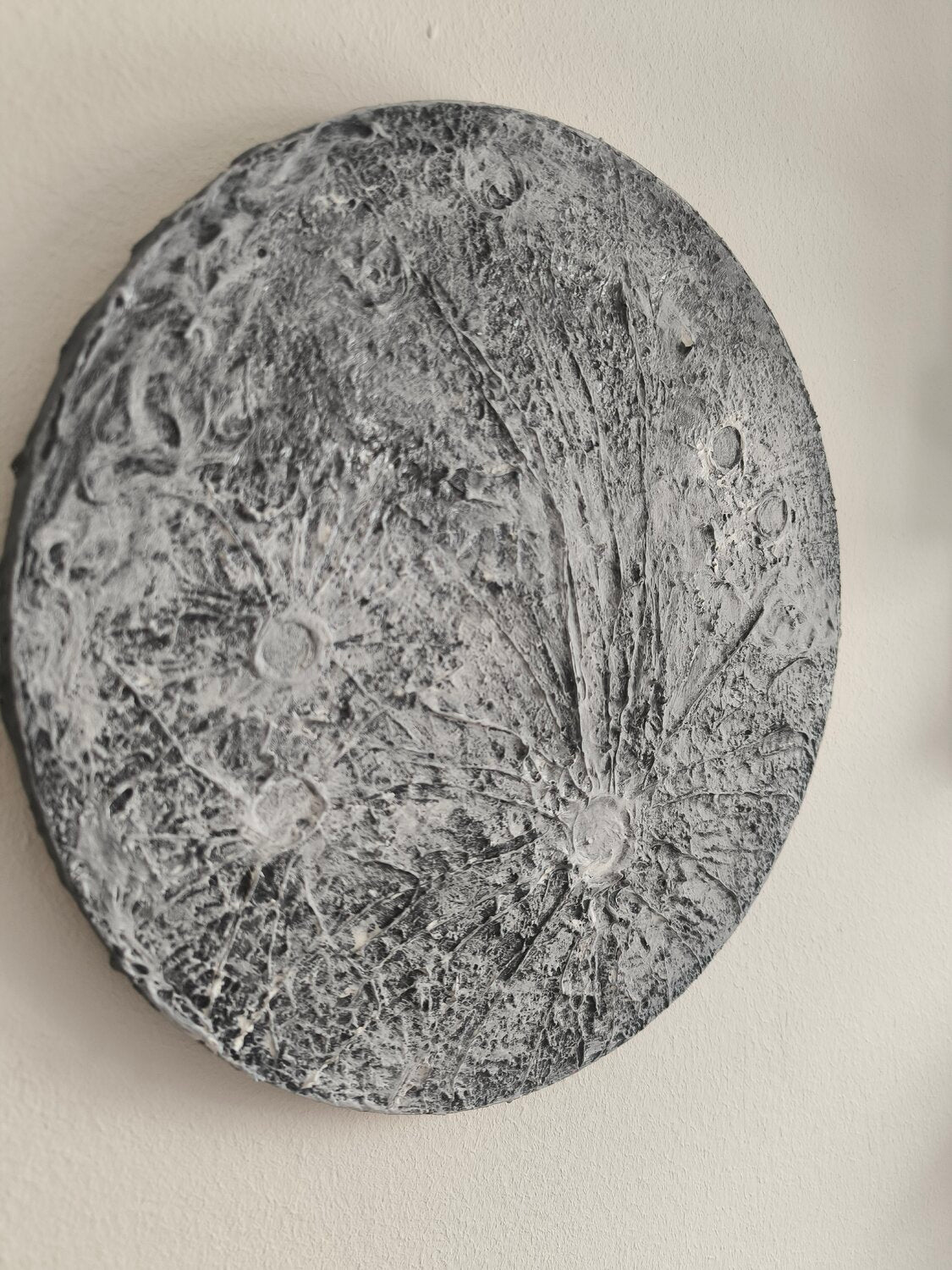MOON - Tanya Silva - Acrylic, cement on canvas
