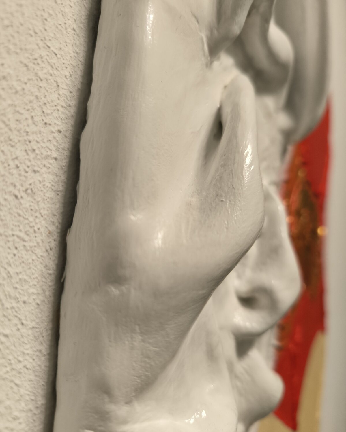 Lady in red - Tanya Silva - Acryl, Zement auf Leinwand