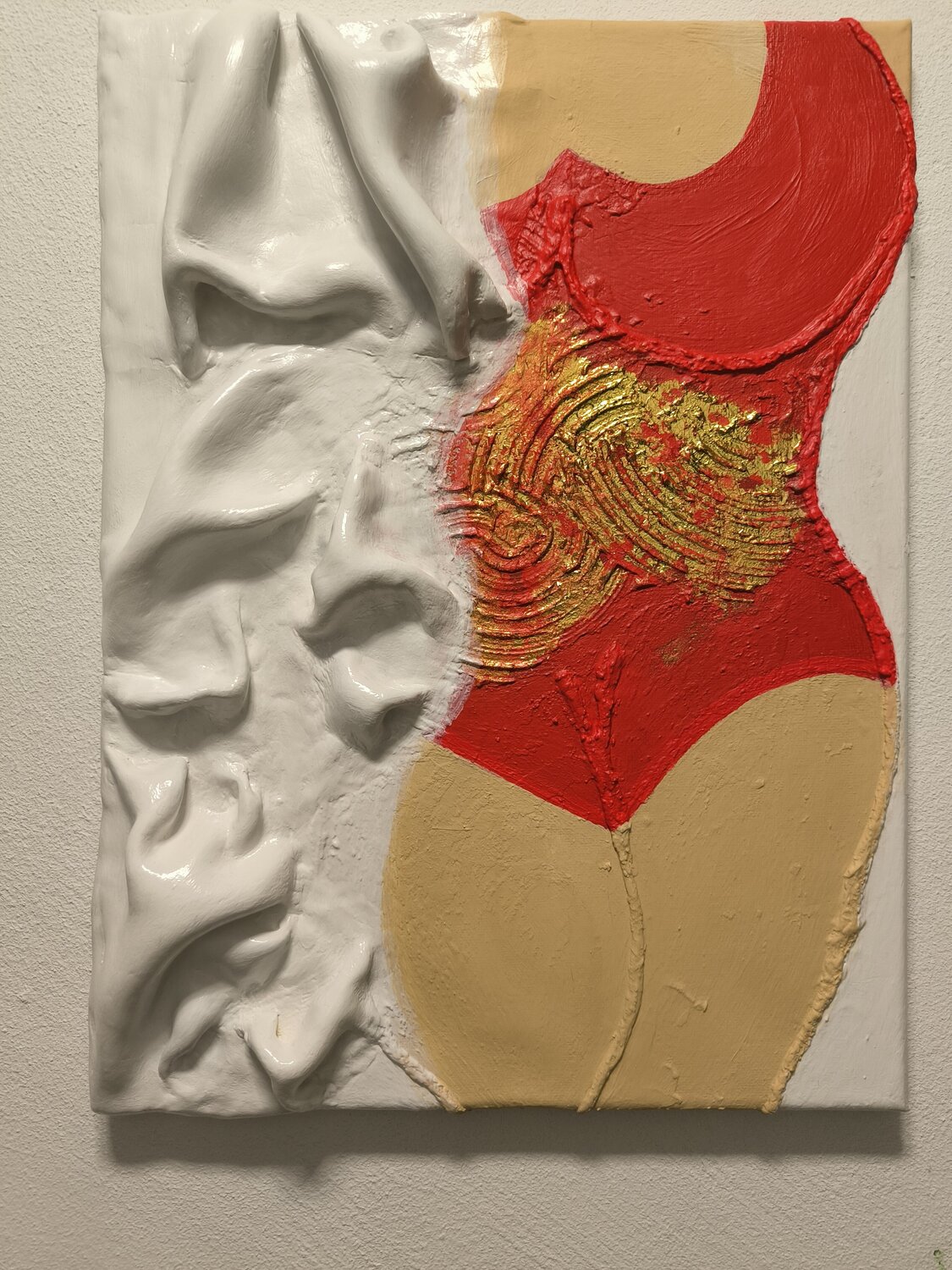 Lady in red - Tanya Silva - Acryl, Zement auf Leinwand