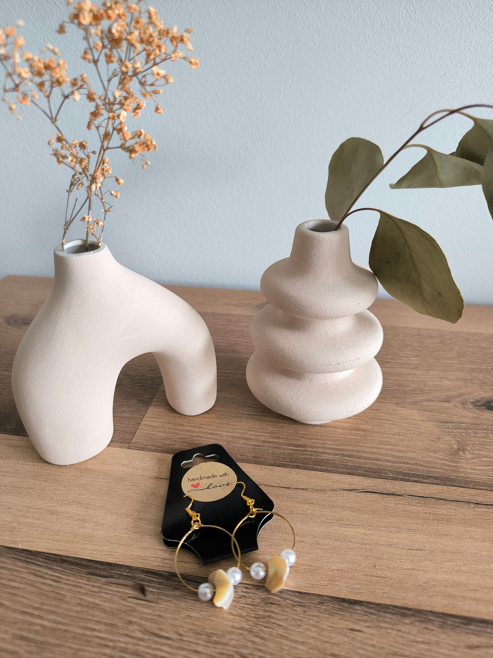 Schlichte edle Perlen Creolen mit Schmuckstein Damen Ohrringe Boho Hochzeit