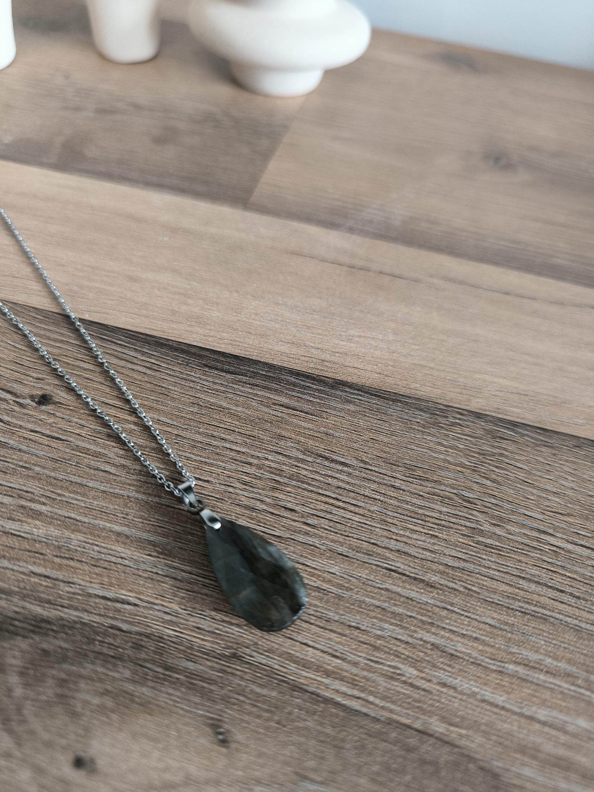 Edelstahl-Halskette mit Edelstein Anhänger, Aquamarin, Tigerauge, Labradorit, geschliffen, Boho, Modern, Geschenk für Sie, Stainless Steel