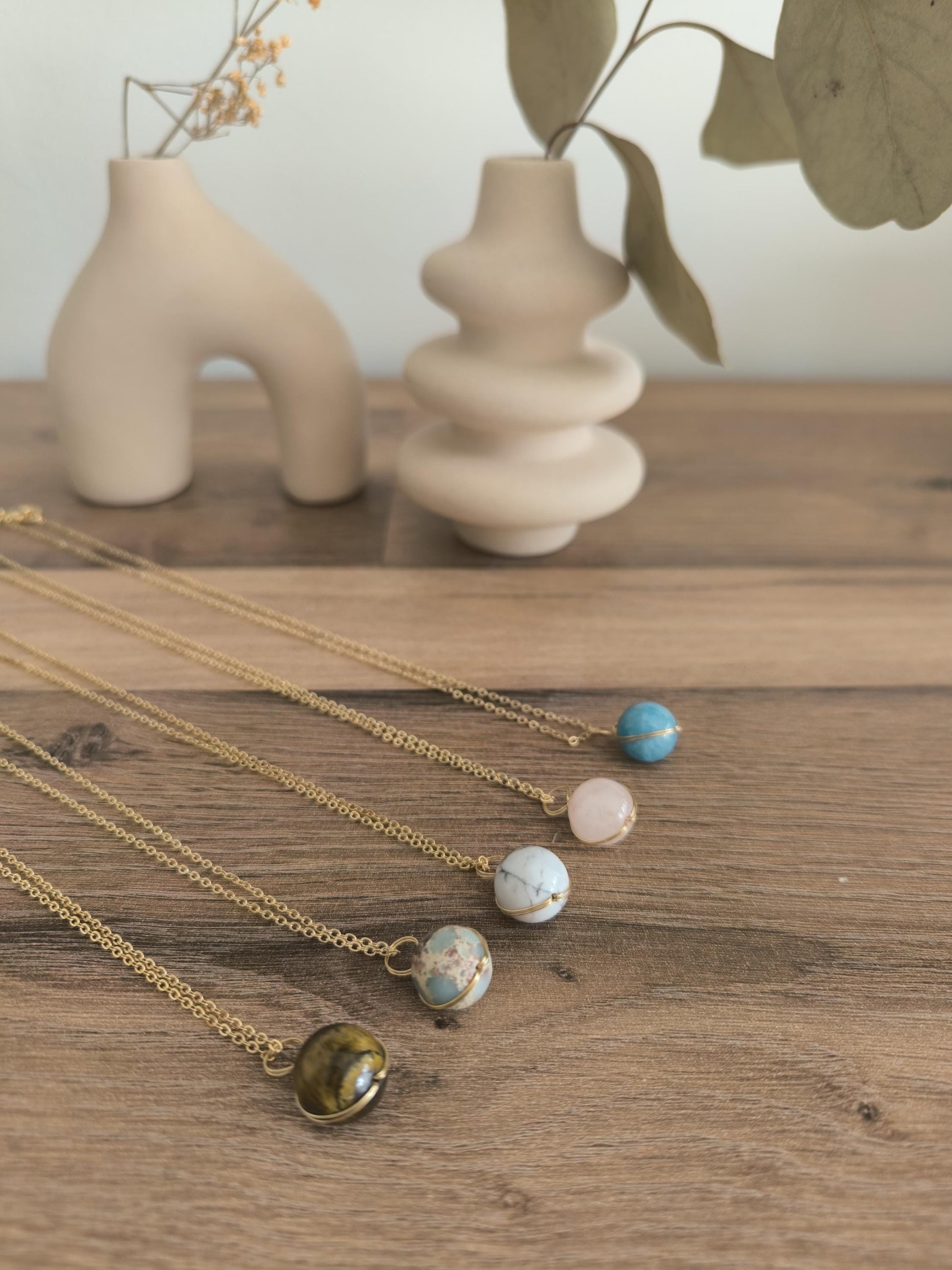 Vergoldete Edelstahl Halskette mit Edelstein-Anhänger | Tigerauge, Rosenquarz, Türkis, Magnesit, Chrysokoll | Boho Schmuck |Geschenk für Sie