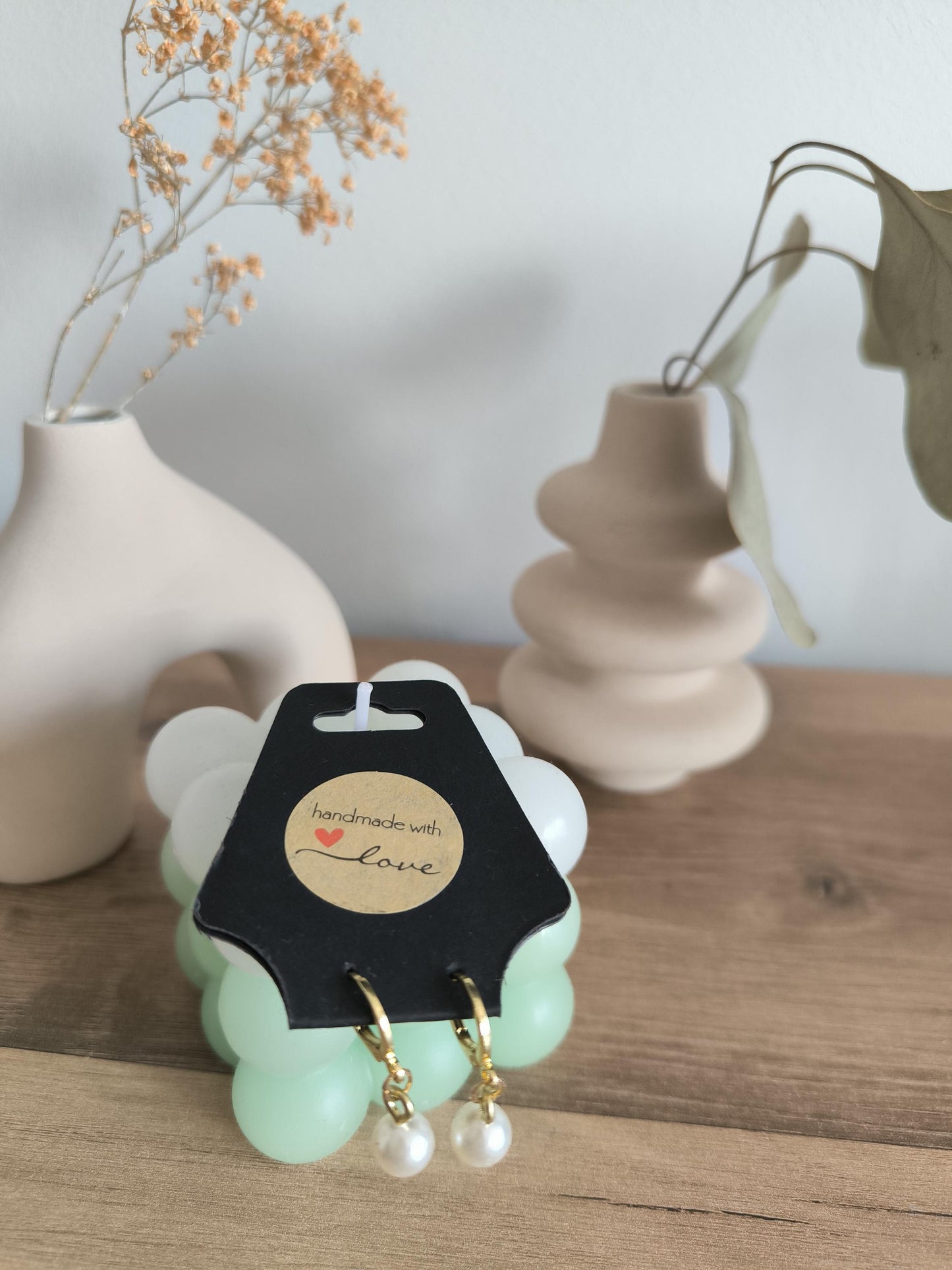 Elegante Perlenohrringe – Edelstahl 14k vergoldet | Creolen Stecker mit Perlenanhänger | minimalistischer Schmuck | Geschenk für Frauen