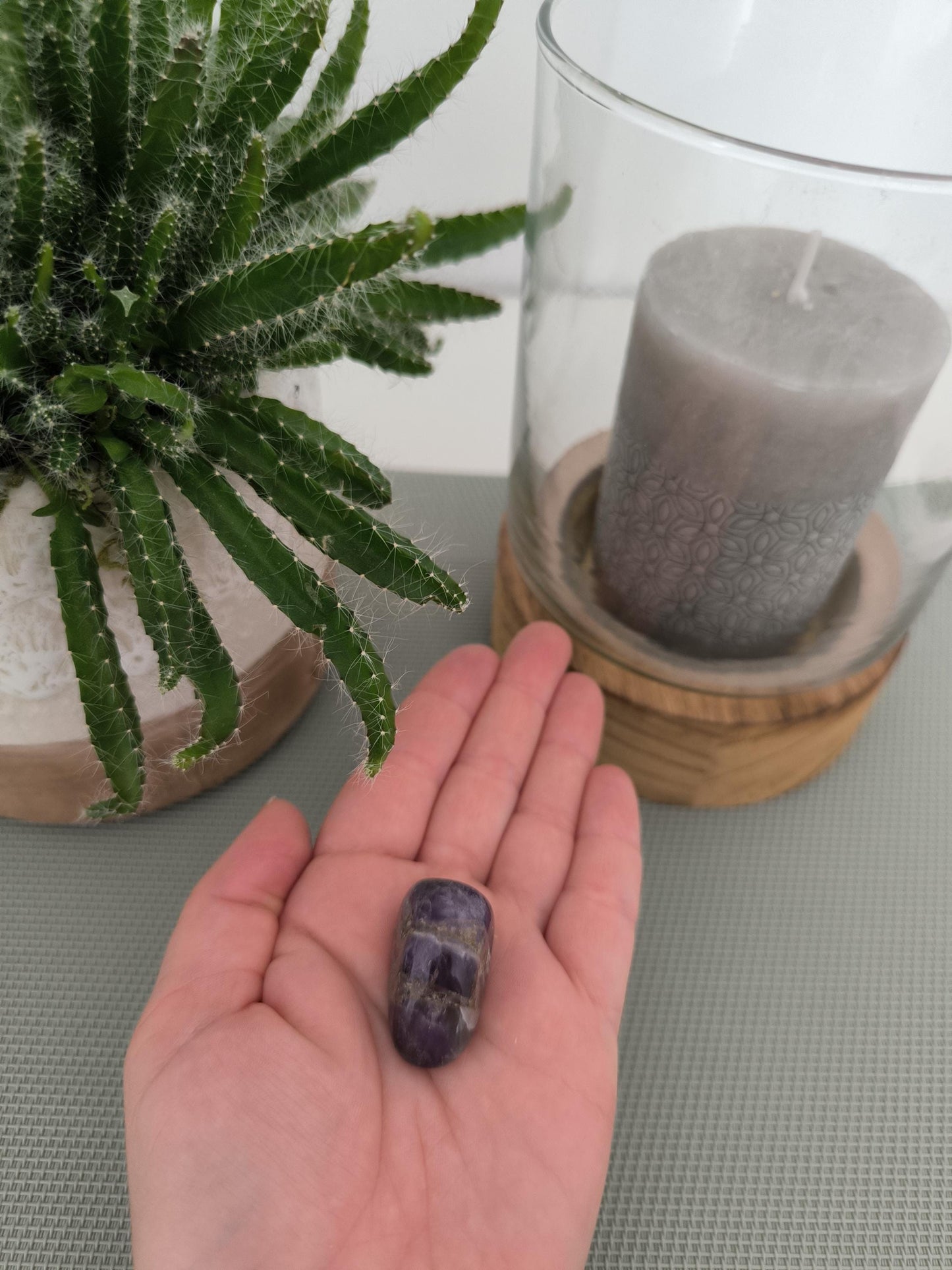 Amethyst Edelstein geschliffen – XS, S, M | Heilstein für Intuition & inneren Frieden | Spiritualität, Meditation, Dekostein | Trommelstein