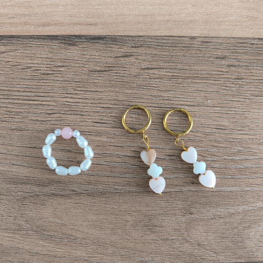 Schmuck Set Rosenquarz Ring und Perlen Ohrringe | 14k vergoldet | Boho Schmuck | Herz und Blumen Perlen | Geschenk für Frauen