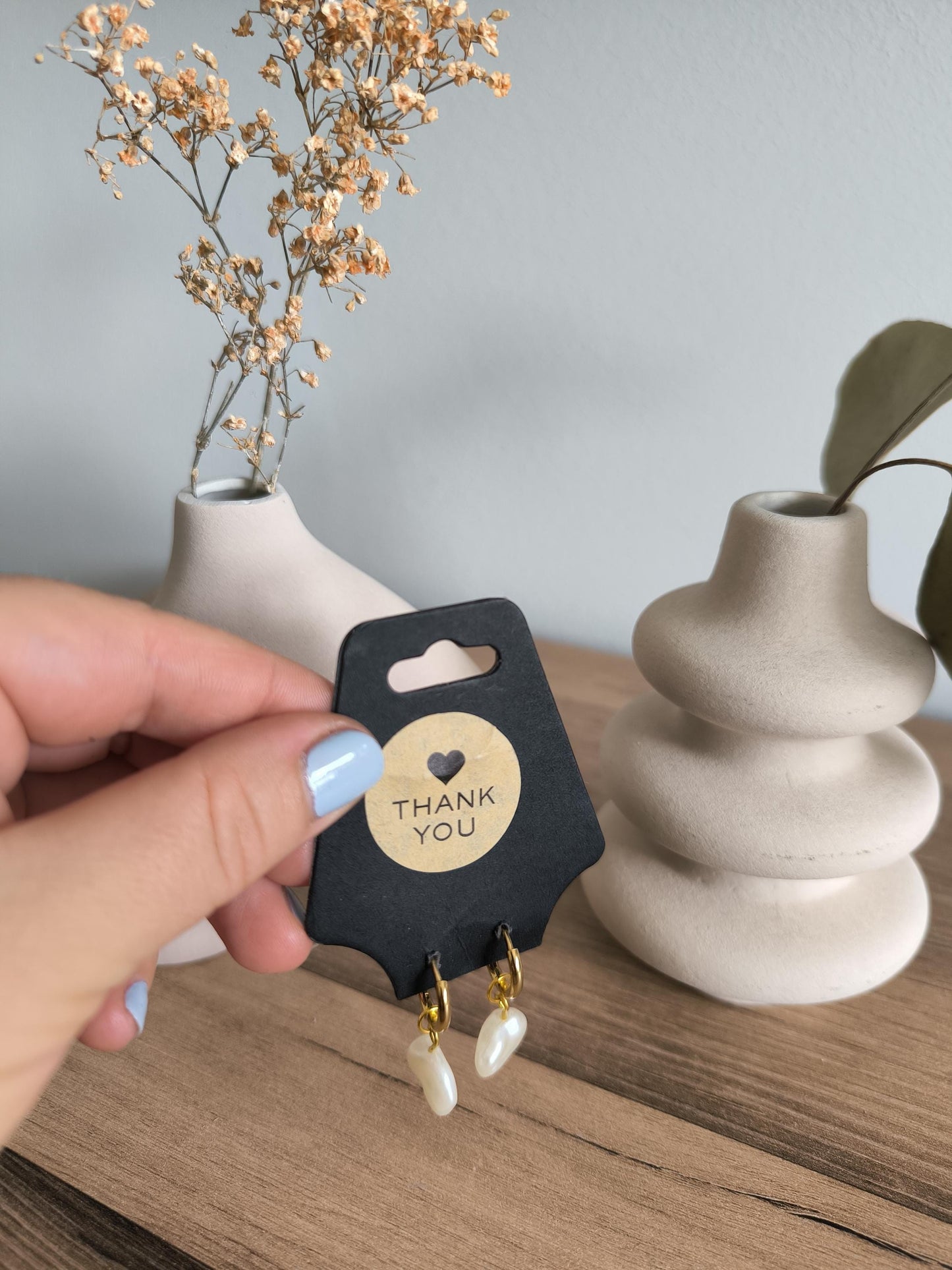 Mini Creolen vergoldet | Edelstahl Ohrringe mit Muschelstein Herzperle oder Imitatperle | zarter Schmuck | Geschenk für Frauen | Boho