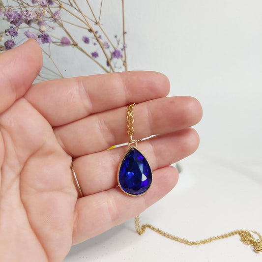 Vergoldete Edelstahlkette mit Tropfenanhänger – Blau, Beige oder Regenbogen – Glasstein, minimalistischer Schmuck, Geschenk für Frauen