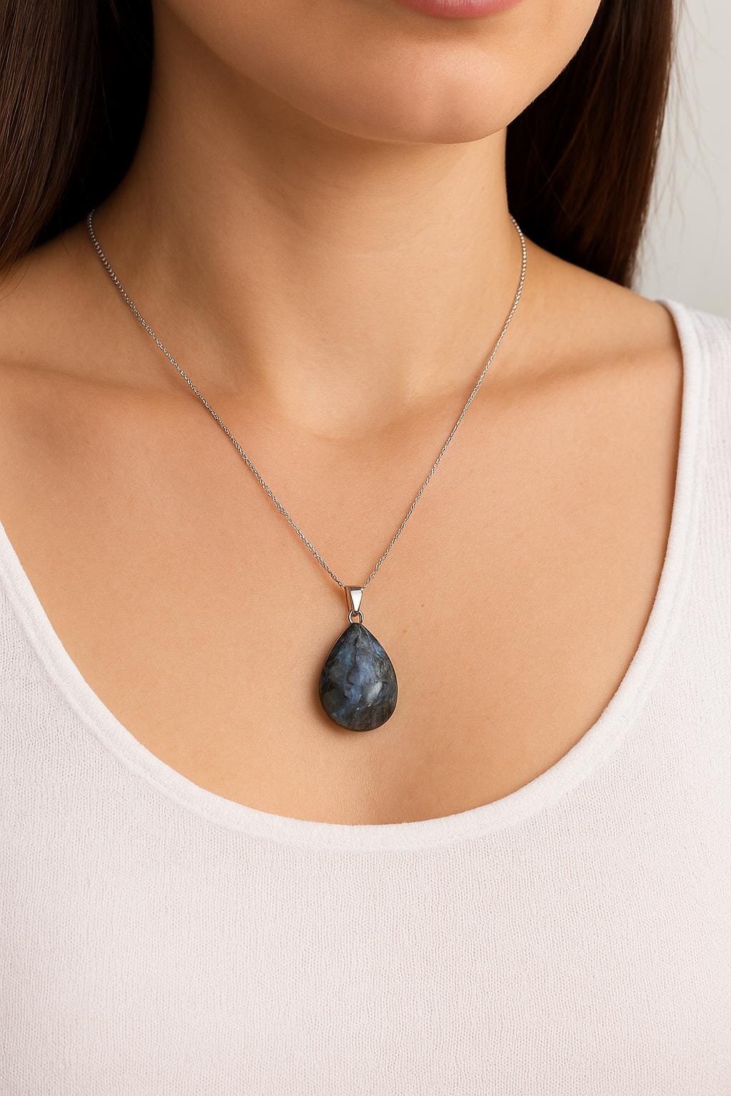 Larvikit Kette Wassertropfen – Schutzstein Halskette, Naturstein Schmuck, Heilstein Geschenk für Sie, Lederband, Edelstahlkette, Stainless