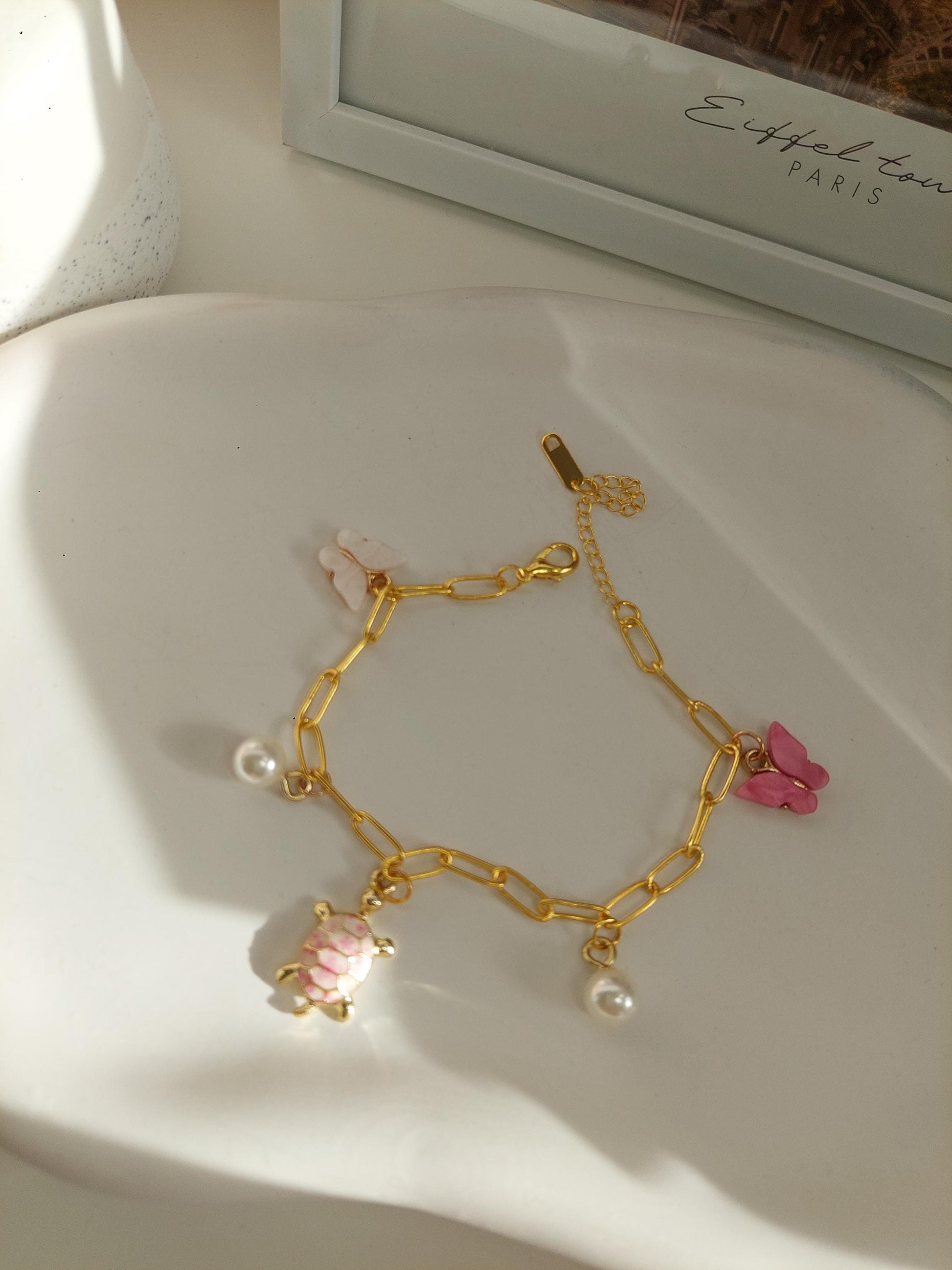 Goldenes Edelstahl Bettelarmband, Charm Bracelet mit Anhängern, Perlen, vergoldet, zeitloser Schmuck, Fruit, Flower, Butterfly, Gift for Her