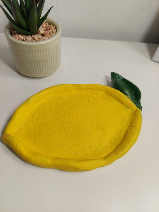 Zitronen Schale aus Ton | Handgemachte Keramik-Optik Schale | Kleine Schmuckschale | Deko Schale Citrone | Ring Dish | SYAART Studio