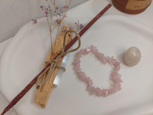 Rauhnächte Ritual – Palo Santo, Selenit Stab, Rosen Räucherstäbchen, Edelstein-Armband & Heilstein | Geschenkset • Cleansing • Spiritual Kit