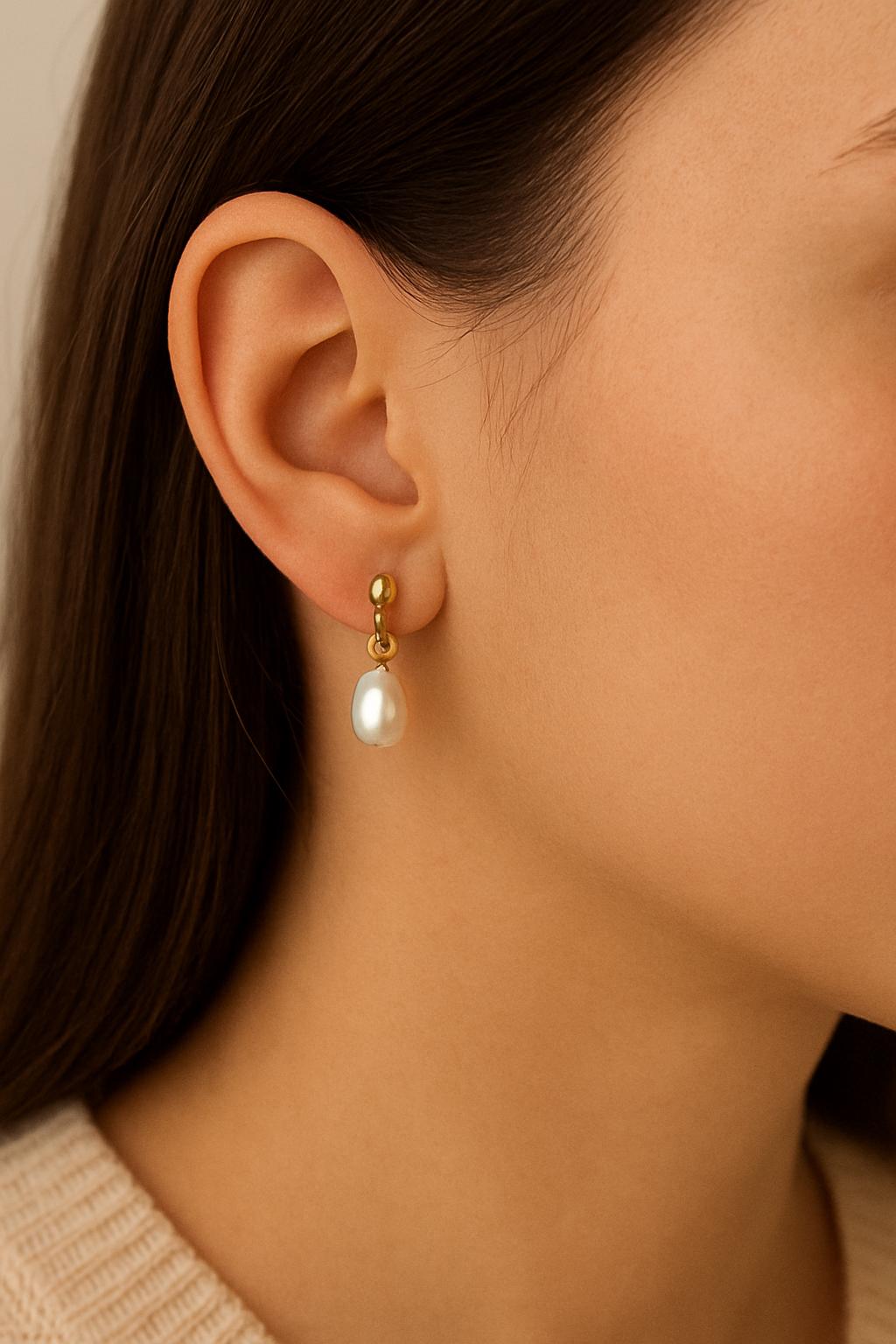 Elegante Süßwasserperlen Ohrringe Gold – Minimalistische Tropfen | Echtperlen | Geschenk für Frauen | Handmade Boho | Wasserfeste Stecker