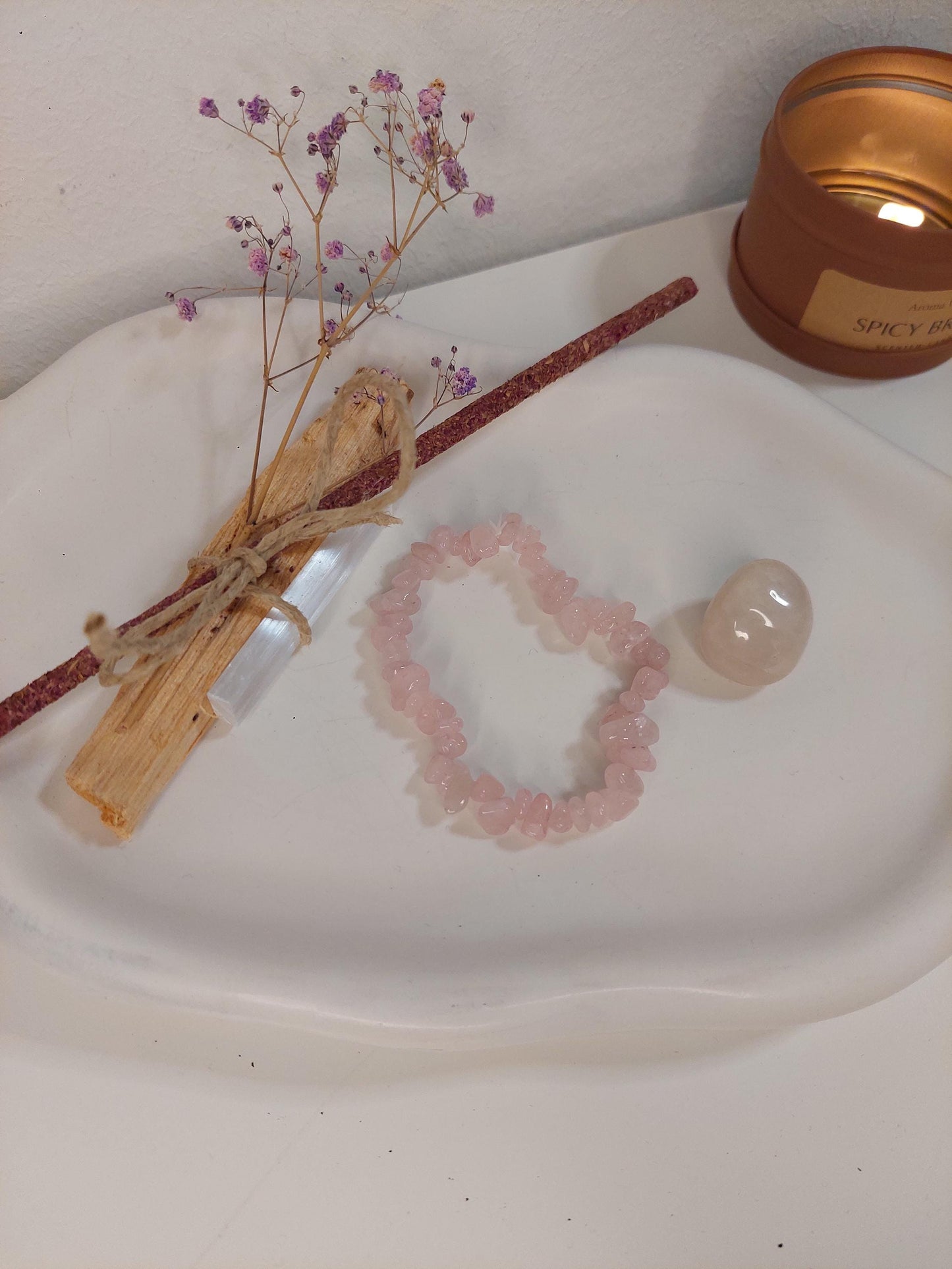 Rauhnächte Ritual – Palo Santo, Selenit Stab, Rosen Räucherstäbchen, Edelstein-Armband & Heilstein | Geschenkset • Cleansing • Spiritual Kit