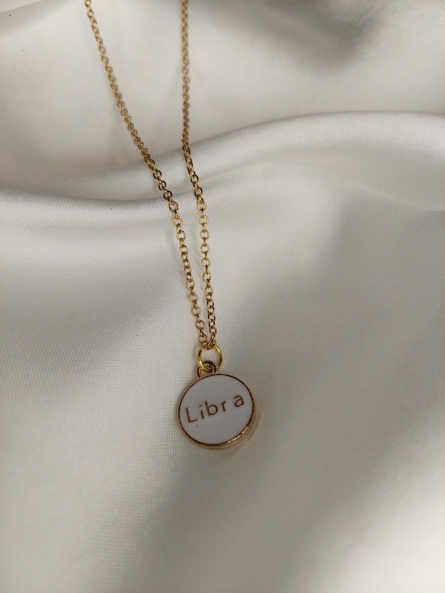 Sternzeichen Kette Gold – Zodiac Halskette Edelstahl vergoldet – Alle 12 Sternzeichen – Persönlicher Schmuck – Astrologie Geschenk