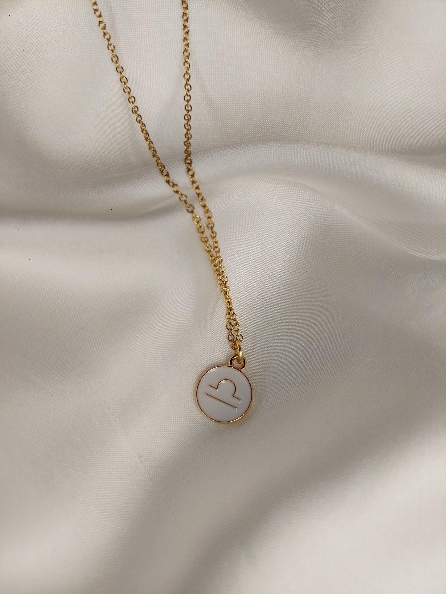 Sternzeichen Kette Gold – Zodiac Halskette Edelstahl vergoldet – Alle 12 Sternzeichen – Persönlicher Schmuck – Astrologie Geschenk