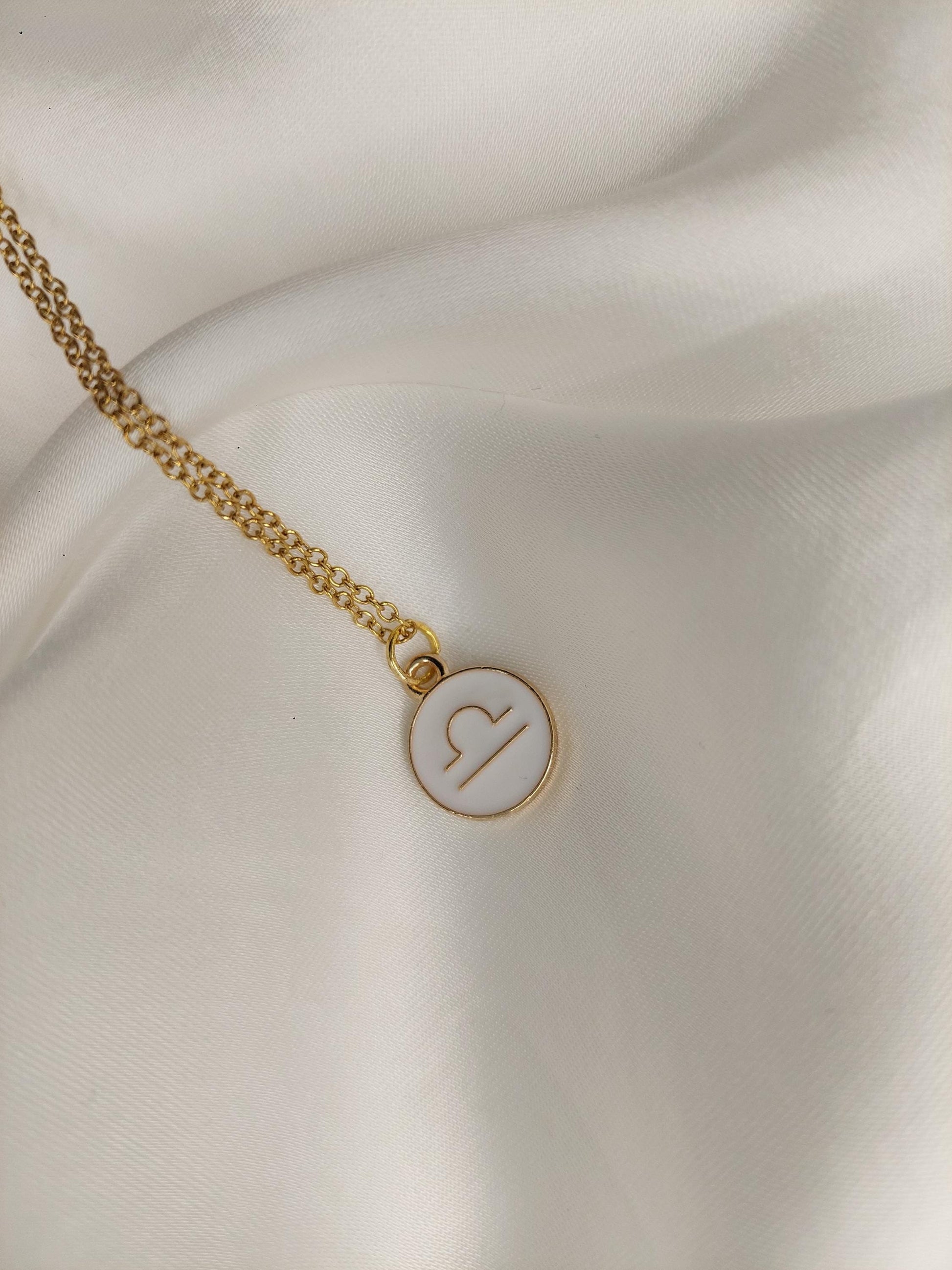 Sternzeichen Kette Gold – Zodiac Halskette Edelstahl vergoldet – Alle 12 Sternzeichen – Persönlicher Schmuck – Astrologie Geschenk