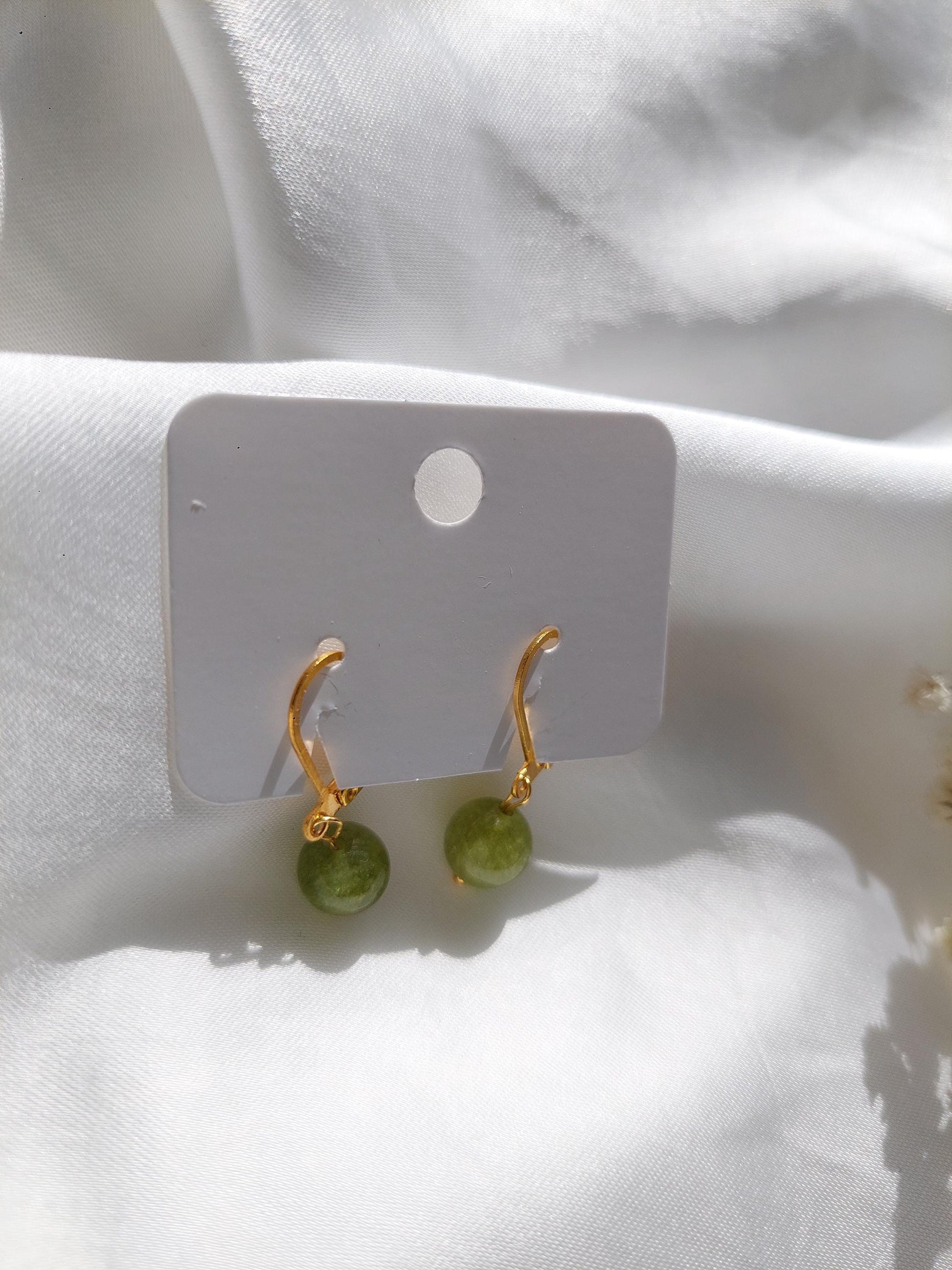 Grün Pinke Edelstein Ohrringe Gold | Minimalistische Creolen | Edelstahl Vergoldet | Natürlicher Schmuck | Geschenk für Sie