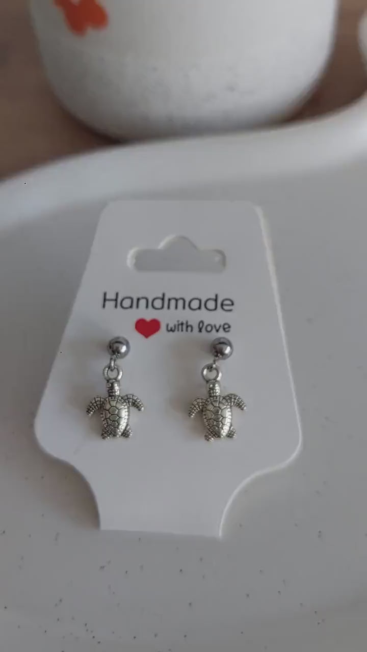 Schildkröten Ohrringe silber | Edelstahl versilbert | Tier Ohrstecker | maritimer Schmuck | Hängeohrringe handmade | Geschenk für sie | Boho