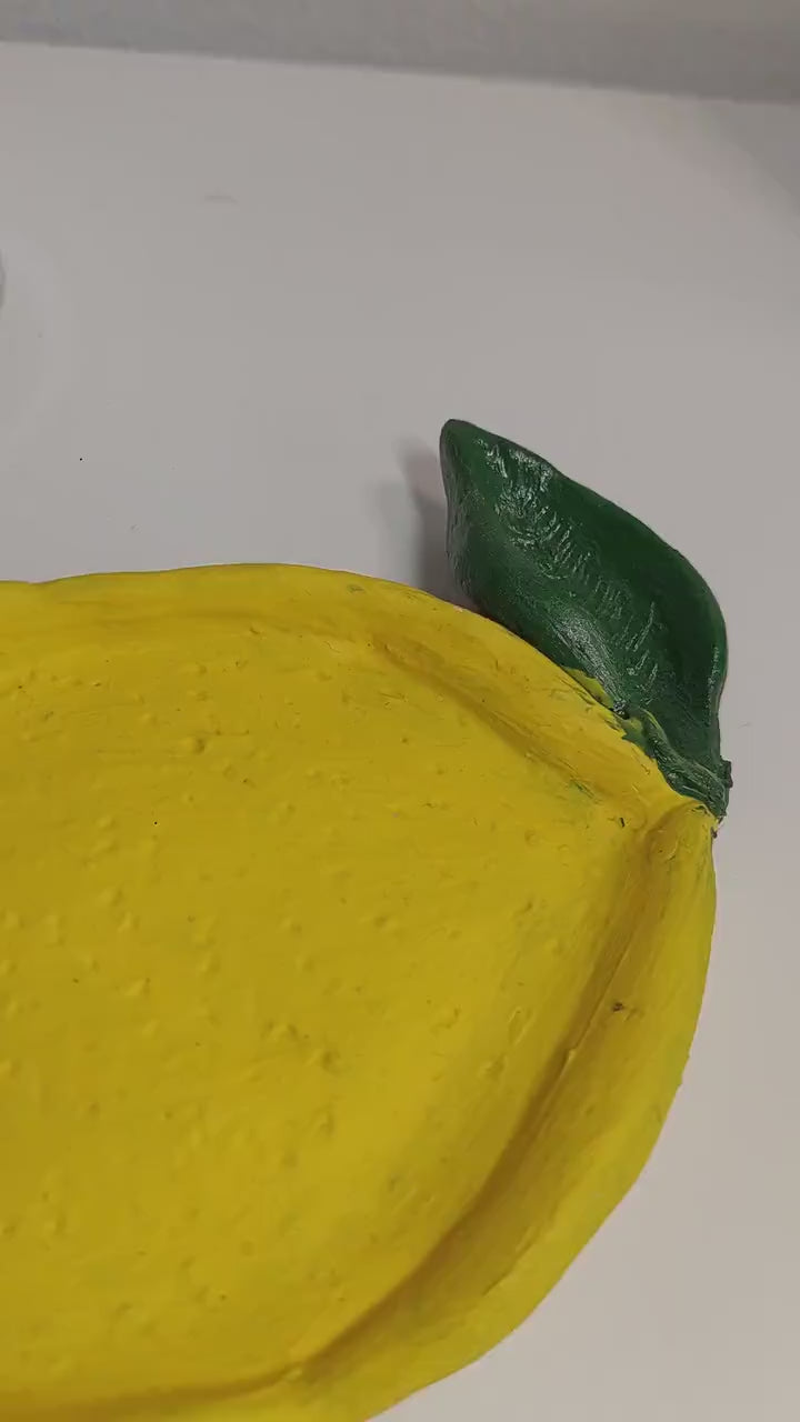 Zitronen Schale aus Ton | Handgemachte Keramik-Optik Schale | Kleine Schmuckschale | Deko Schale Citrone | Ring Dish | SYAART Studio