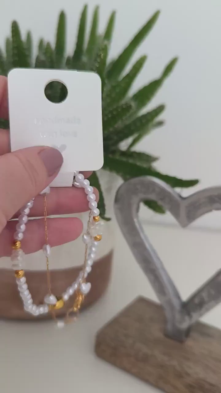 weißes Perlenarmband Boho Set | Elegantes Armband | 2-teilig | Gummiband & vergoldetes Edelsteinarmband | Herzen | Blumen| Lifetree